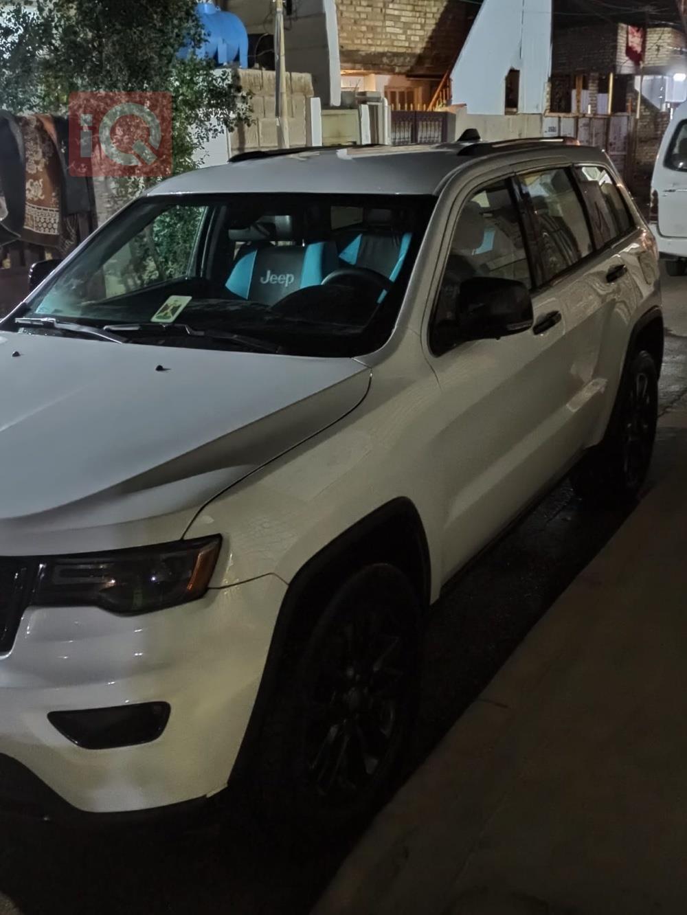 جيب جراند شيروكي